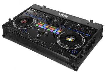 UDG Ultimate Flight Case Pioneer DDJ-REV7 Blk Plus (W)