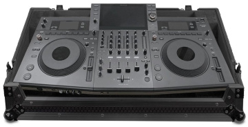 UDG Gear Ultimate Flight Case Pioneer Opus-Quad Blk Plus (W)