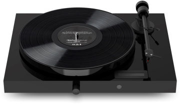 Pro-Ject JukeBox E1 + OM5e piano