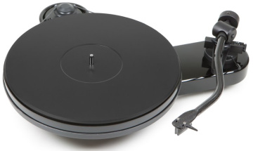 Pro-Ject RPM 3 Carbon + 2M Silver Černý