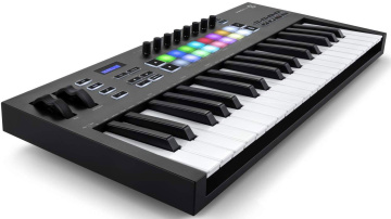 Novation Launchkey 37 MK3