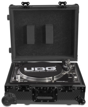 UDG Ultimate Flight Case Multi Format Turntable Black MK2 Plus