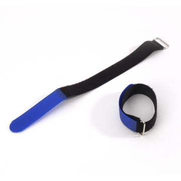 Adam Hall Accessories VR4040BLU